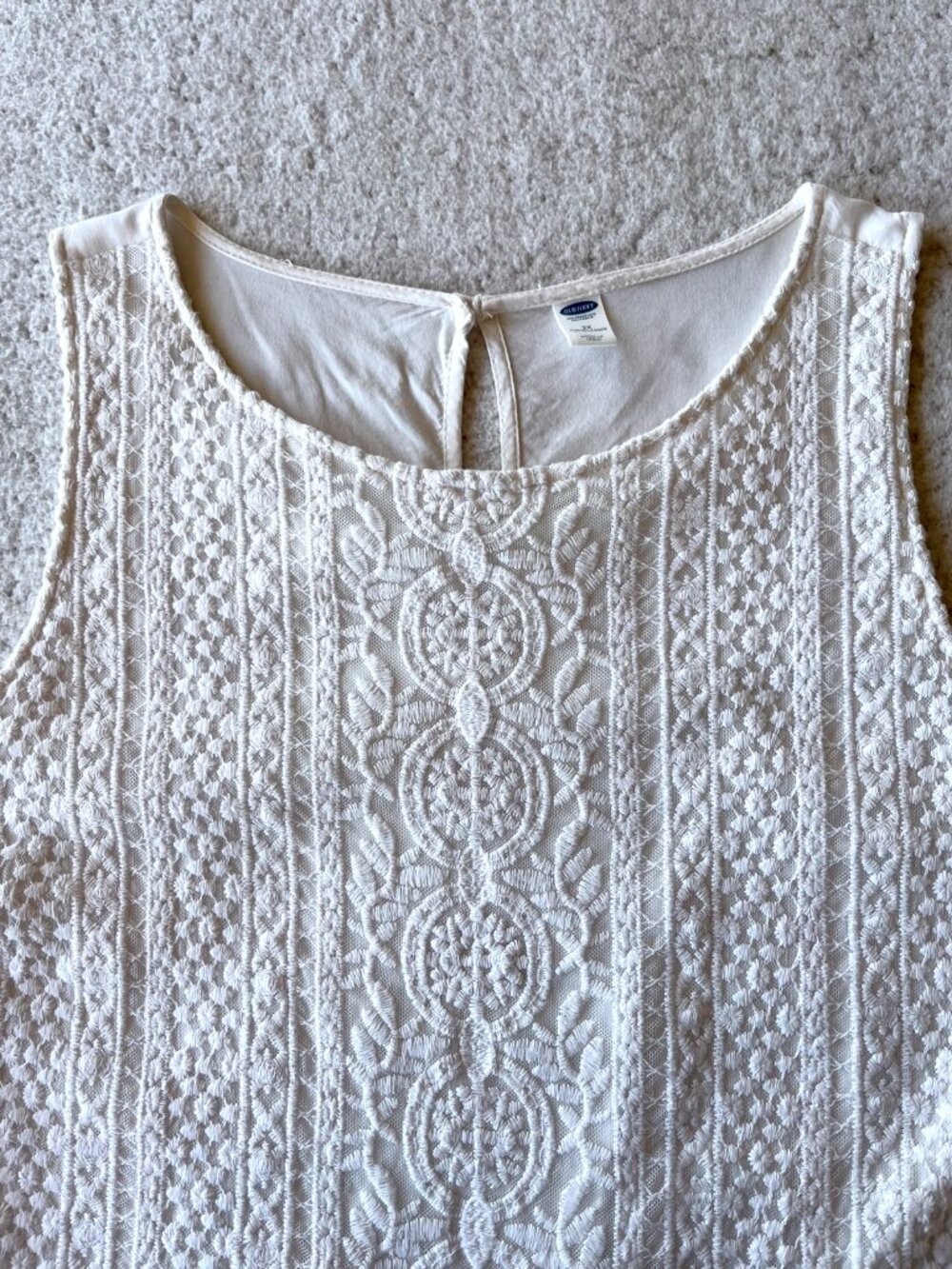 Old Navy 2X Ivory Lace Front Sleeveless Top Plus Size - Picture 3 of 7